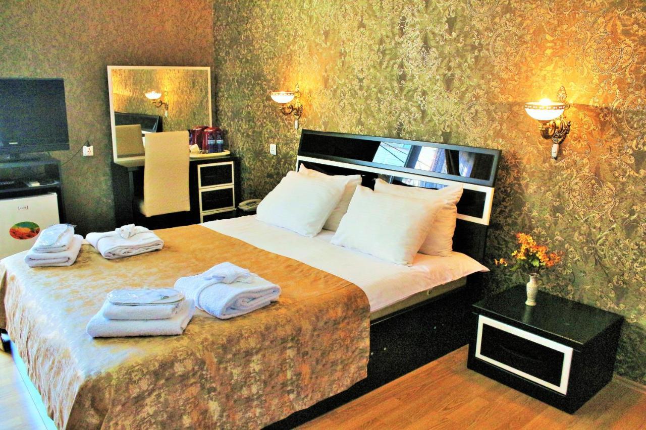 Qeroli Old Town Hotel Tbilisi Buitenkant foto